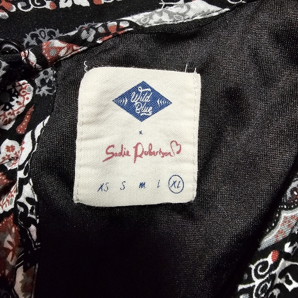 Sadie Robertson Wild Blue XL romper - Picture 7 of 10